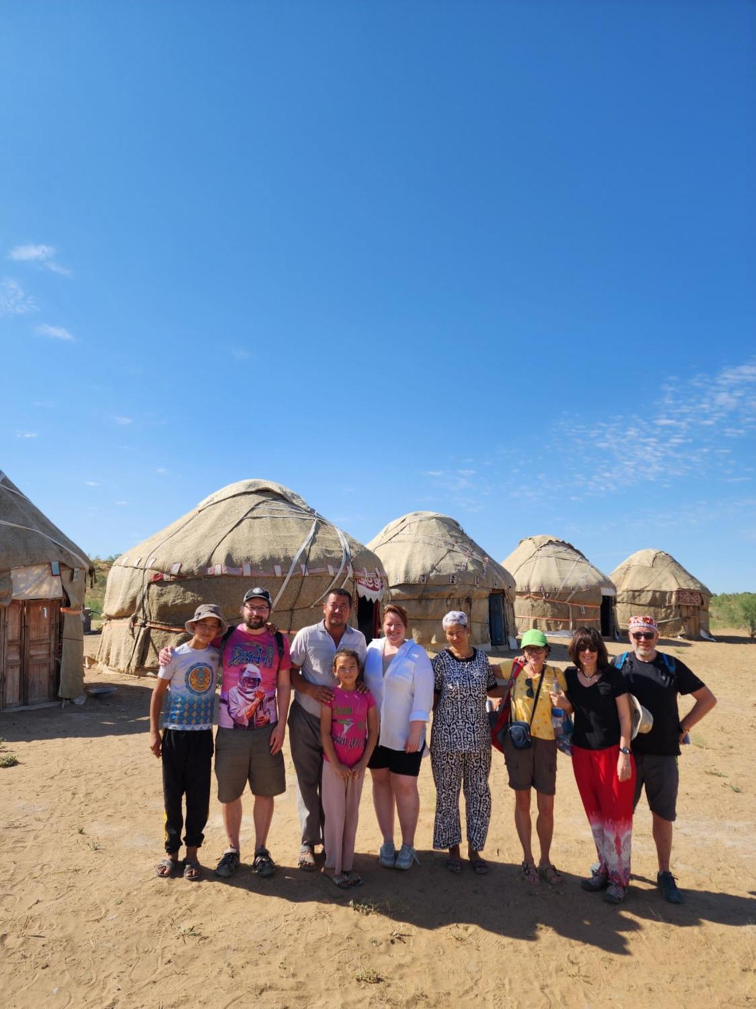 Authentic Uzbek Yurt Camp Eco-Friendly Hotel Nurota Luaran gambar
